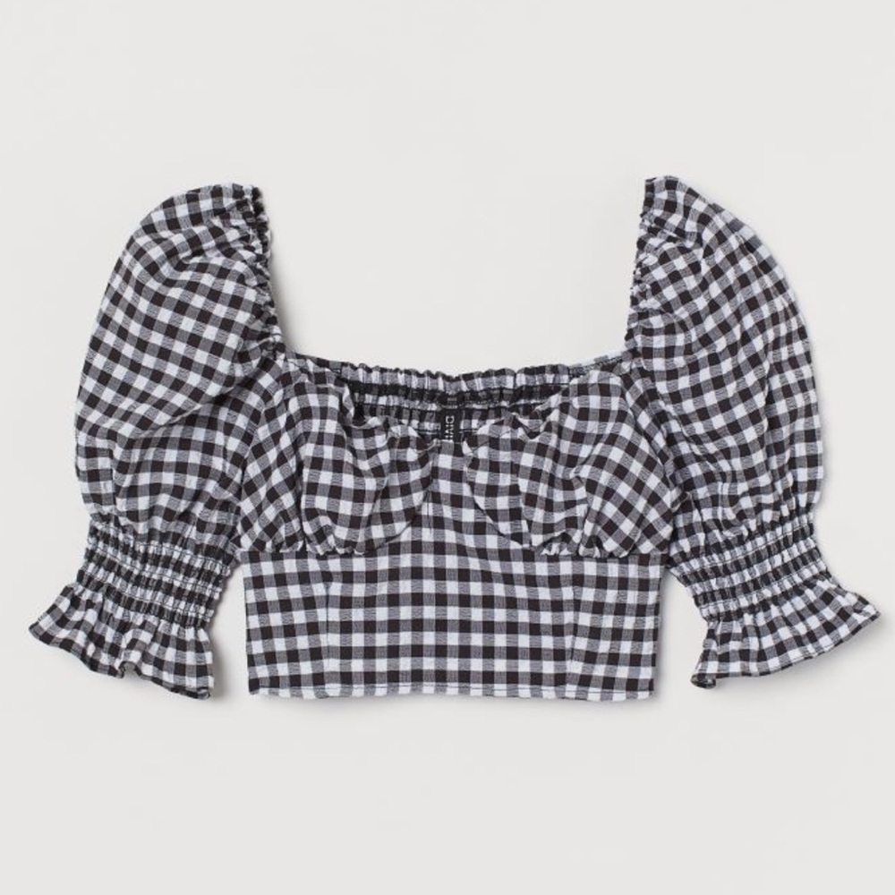 Plaid black and white cropped H&M top